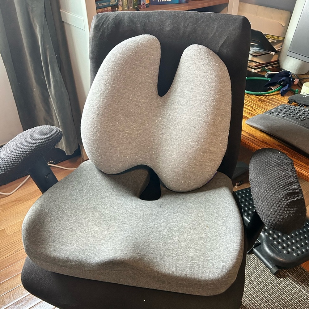 Cushion lab cloud cradle seat and lumbar pillow